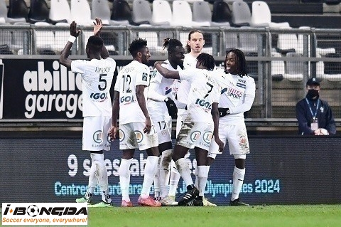 Nhận định dự đoán Amiens vs Pau FC 1h ngày 5/3