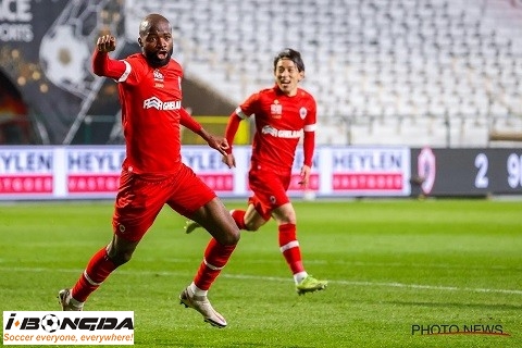 Nhận định dự đoán Royal Antwerp vs Sporting Charleroi 2h30 ngày 7/12