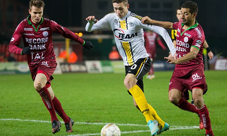 Nhận định dự đoán Sporting Charleroi vs Zulte-Waregem 22h ngày 7/2