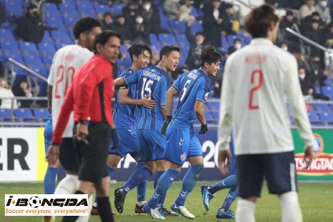 Gangwon FC vs Ulsan Hyundai Horang-i ngày 16/06